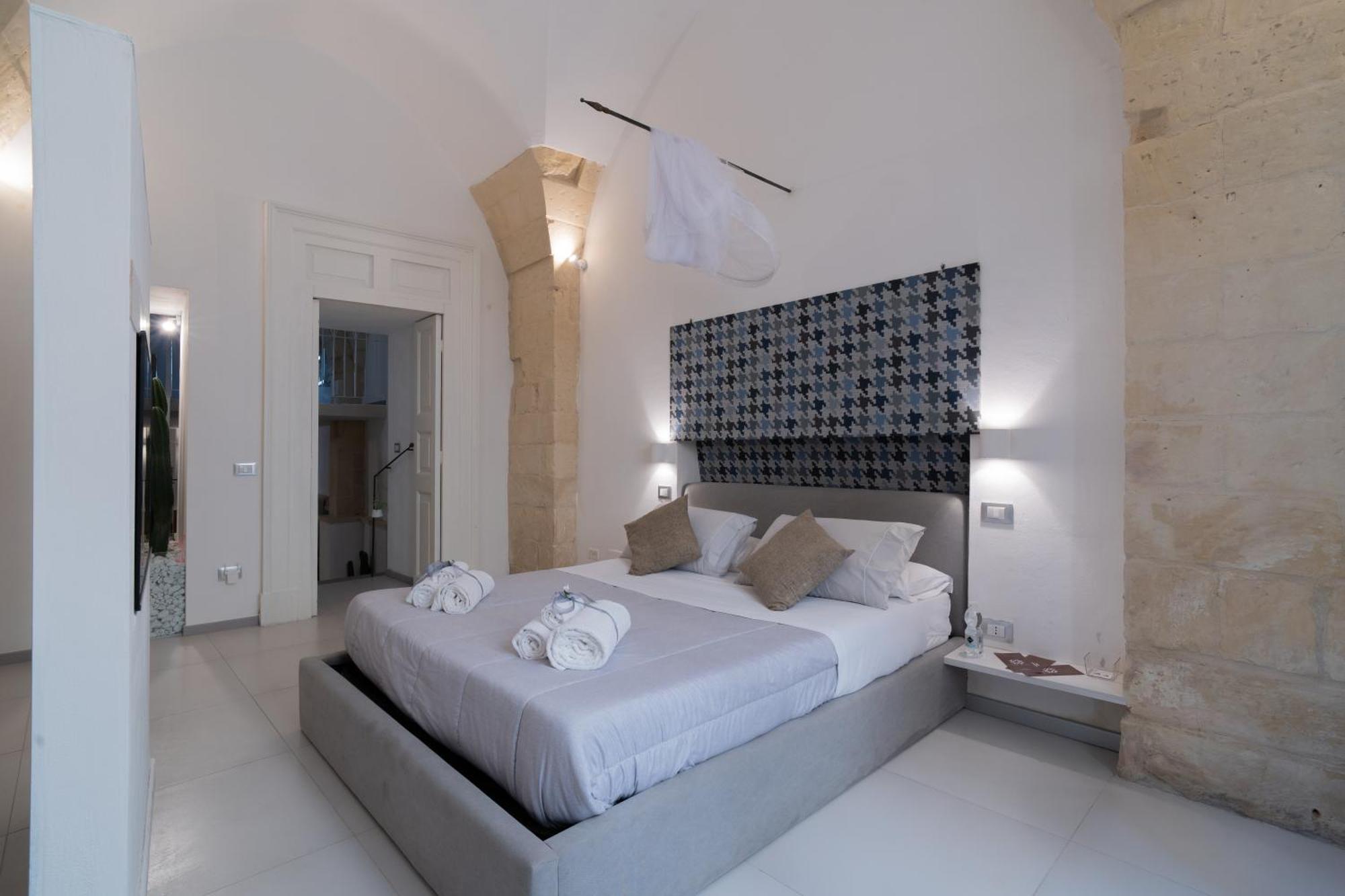 Dimora Barocca Luxury Suites Лечче Екстер'єр фото
