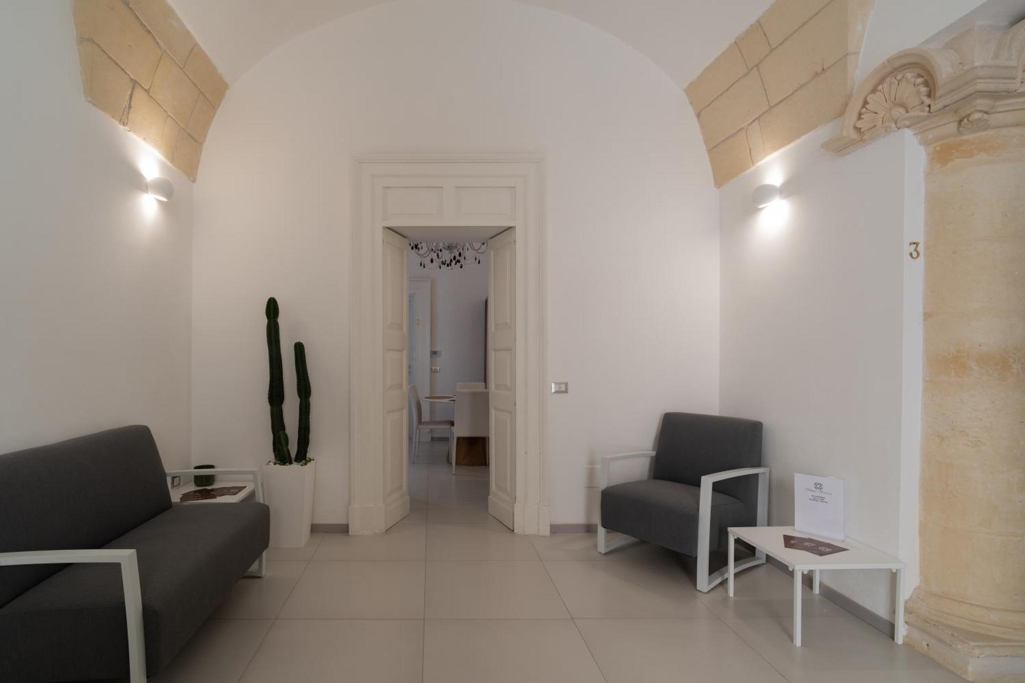 Dimora Barocca Luxury Suites Лечче Екстер'єр фото
