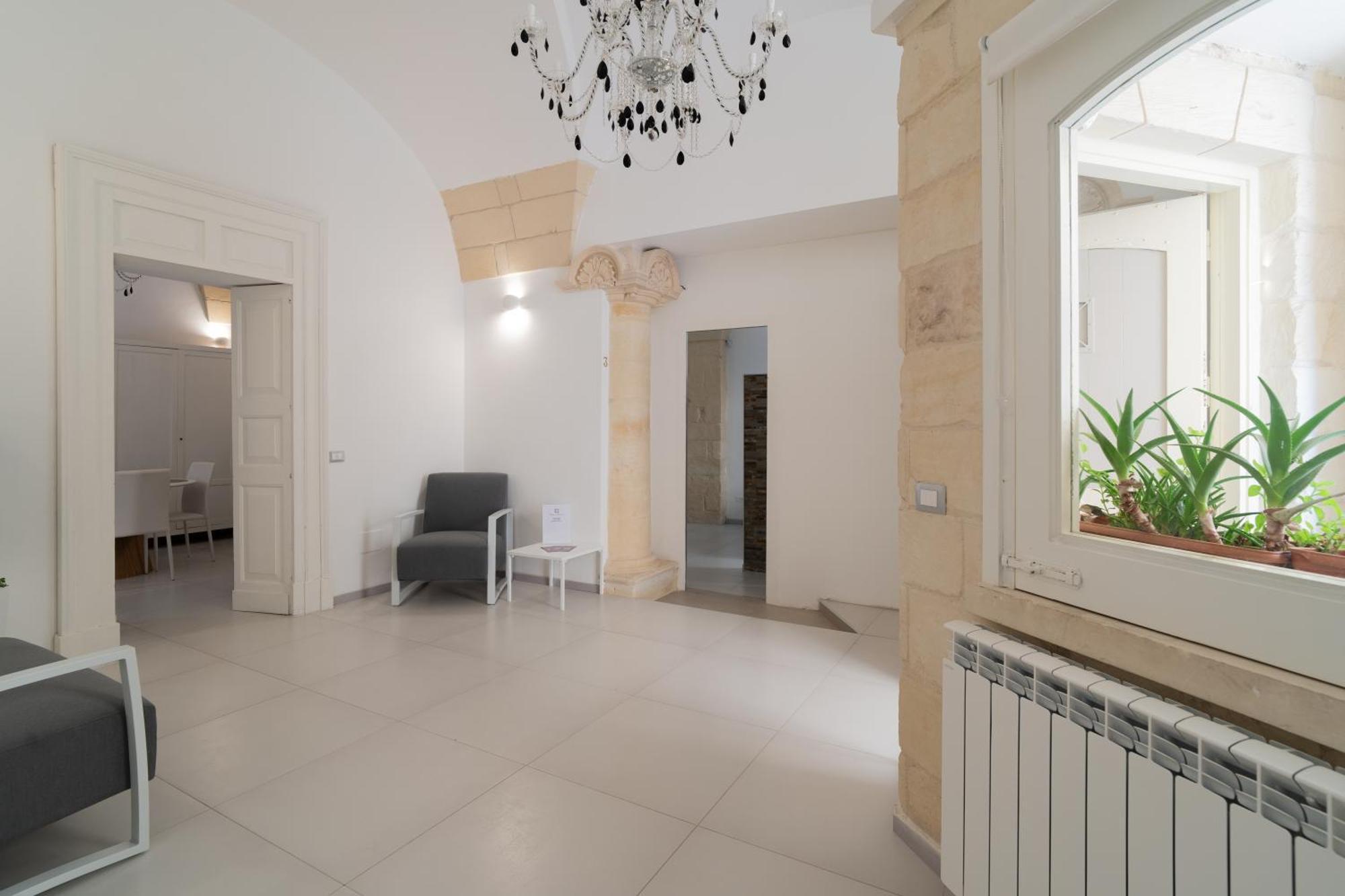 Dimora Barocca Luxury Suites Лечче Екстер'єр фото