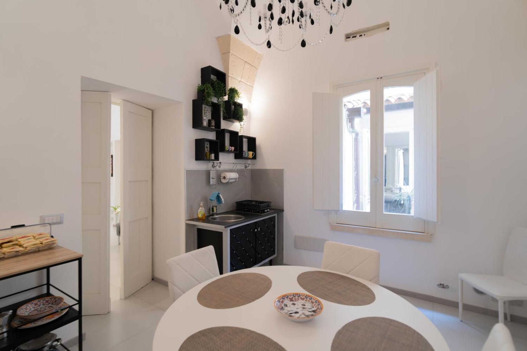 Dimora Barocca Luxury Suites Лечче Екстер'єр фото